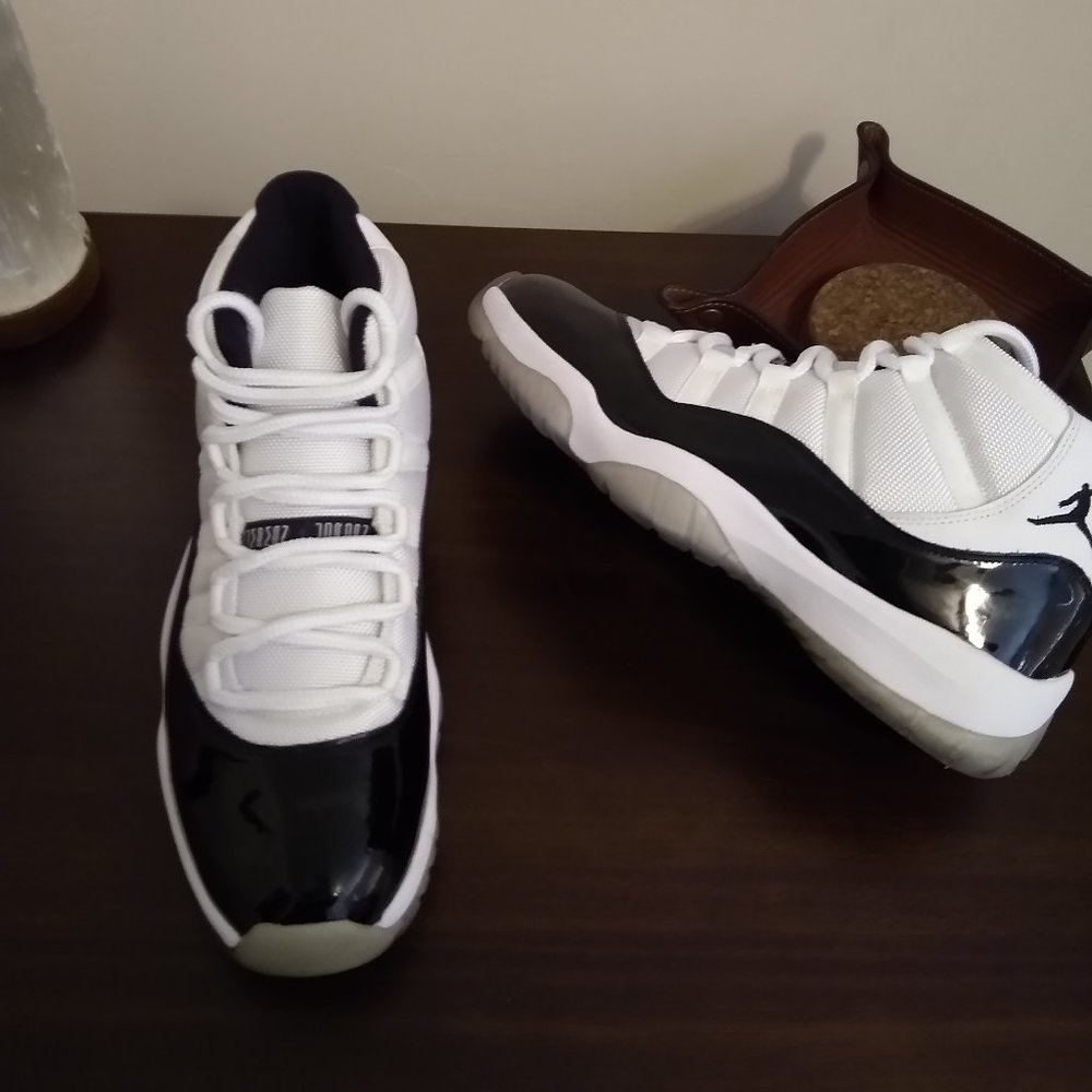 Jordan 11 Concord size 11